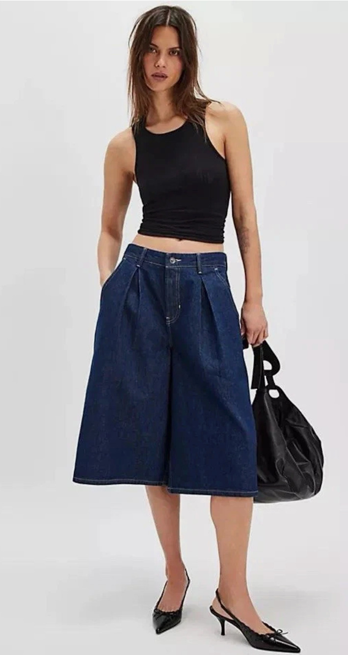 NEW FREE PEOPLE WE THE FREE DARK WASH CRVY ANTONIA CROP CULOTTE JEANS SHORTS 26